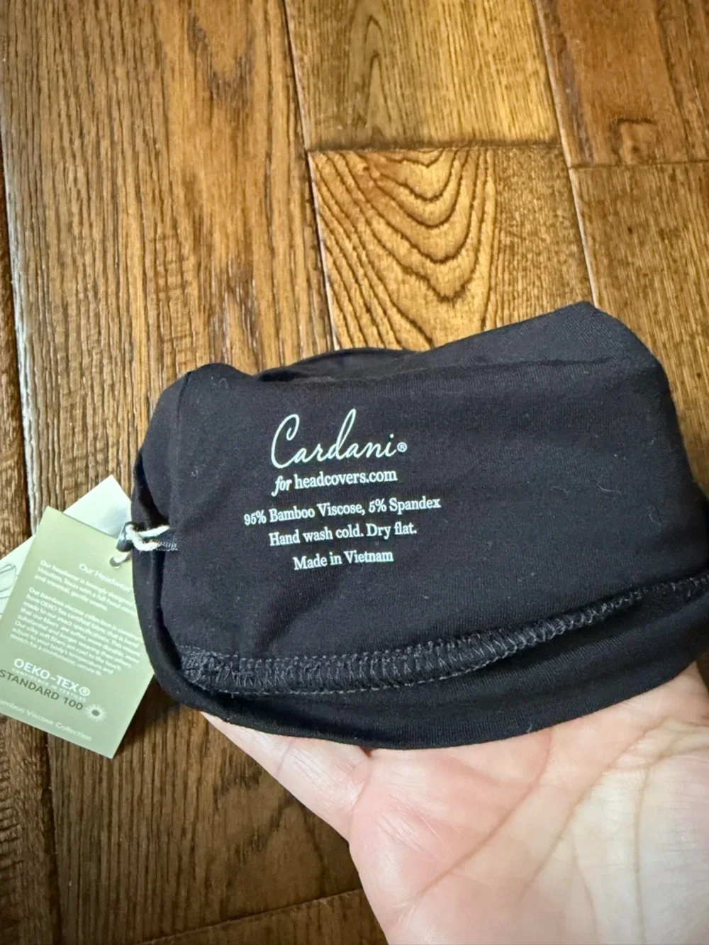 NWT CARDANI Headwear Women's Mod Slouchy Snood Black